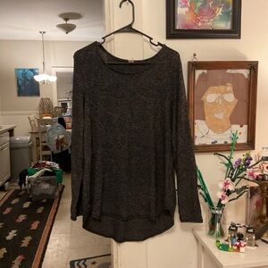 Old Navy Dark Charcoal Heather Long-Sleeve Crewneck Top